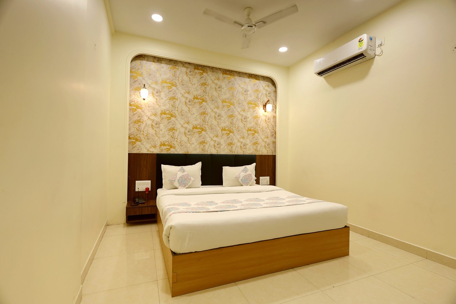 Quiet interiors